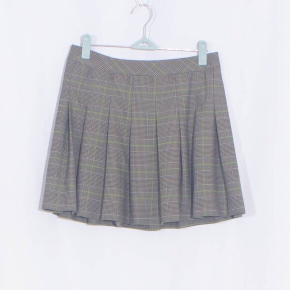 ARITZIA SUNDAY BEST Pleated Mini Skirt in Plaid Academia Retro Size 4 - Picture 1 of 7